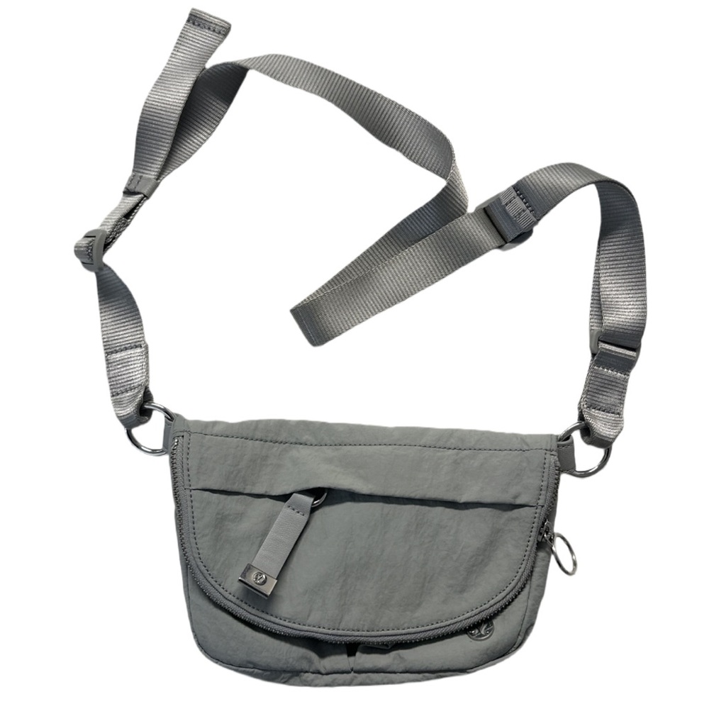 LULULEMON women's grey all day festival crossbody bag.